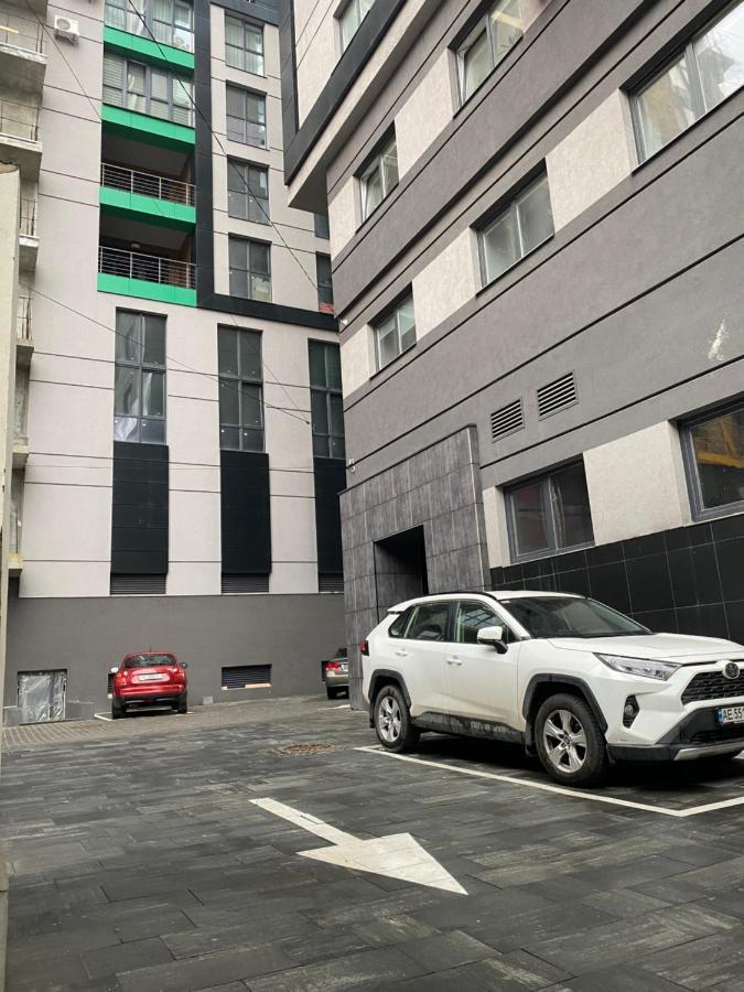 Modern Classic 2 Bedroom Apartment Near Most City Dnipro Exterior foto